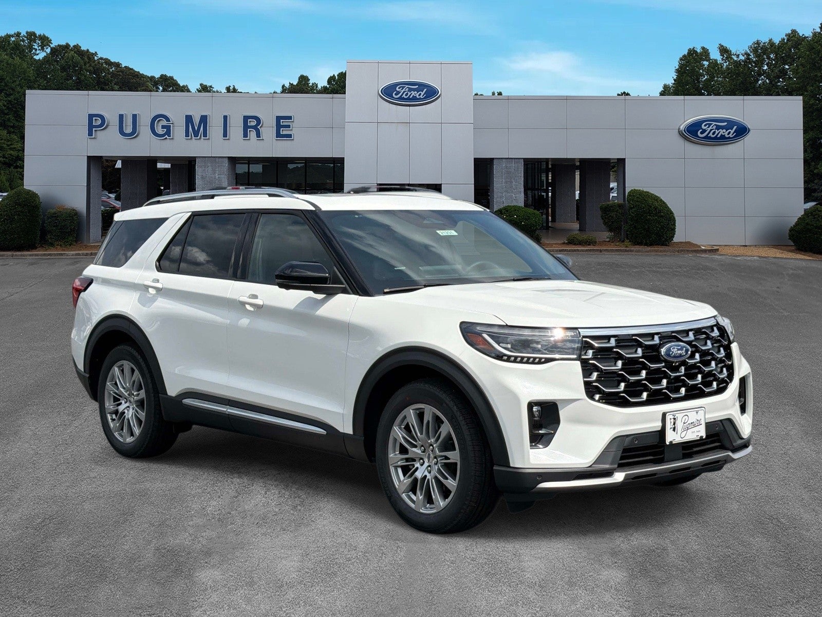 2026 Ford Explorer PLATINUM RWD in Star White Met Tr — front three-quarter view