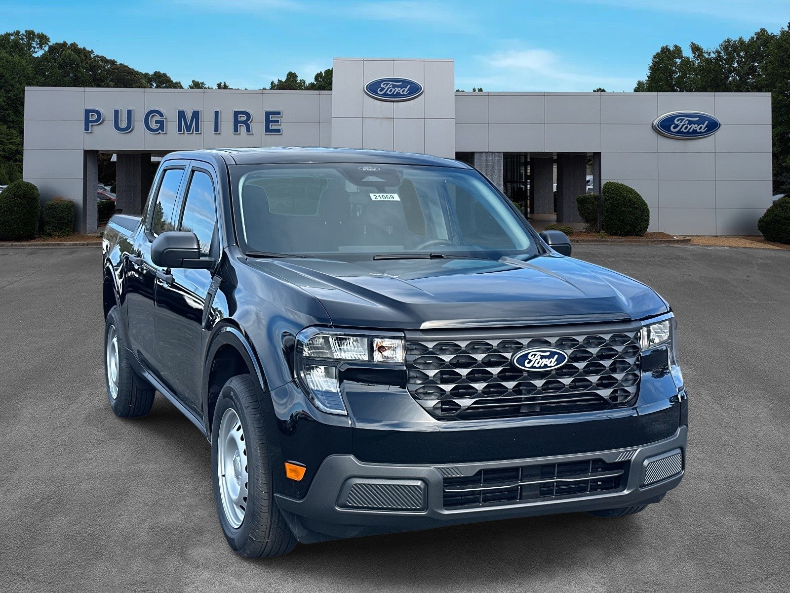 2026 Ford Maverick XL FWD SUPERCREW in Shadow Black — front three-quarter view