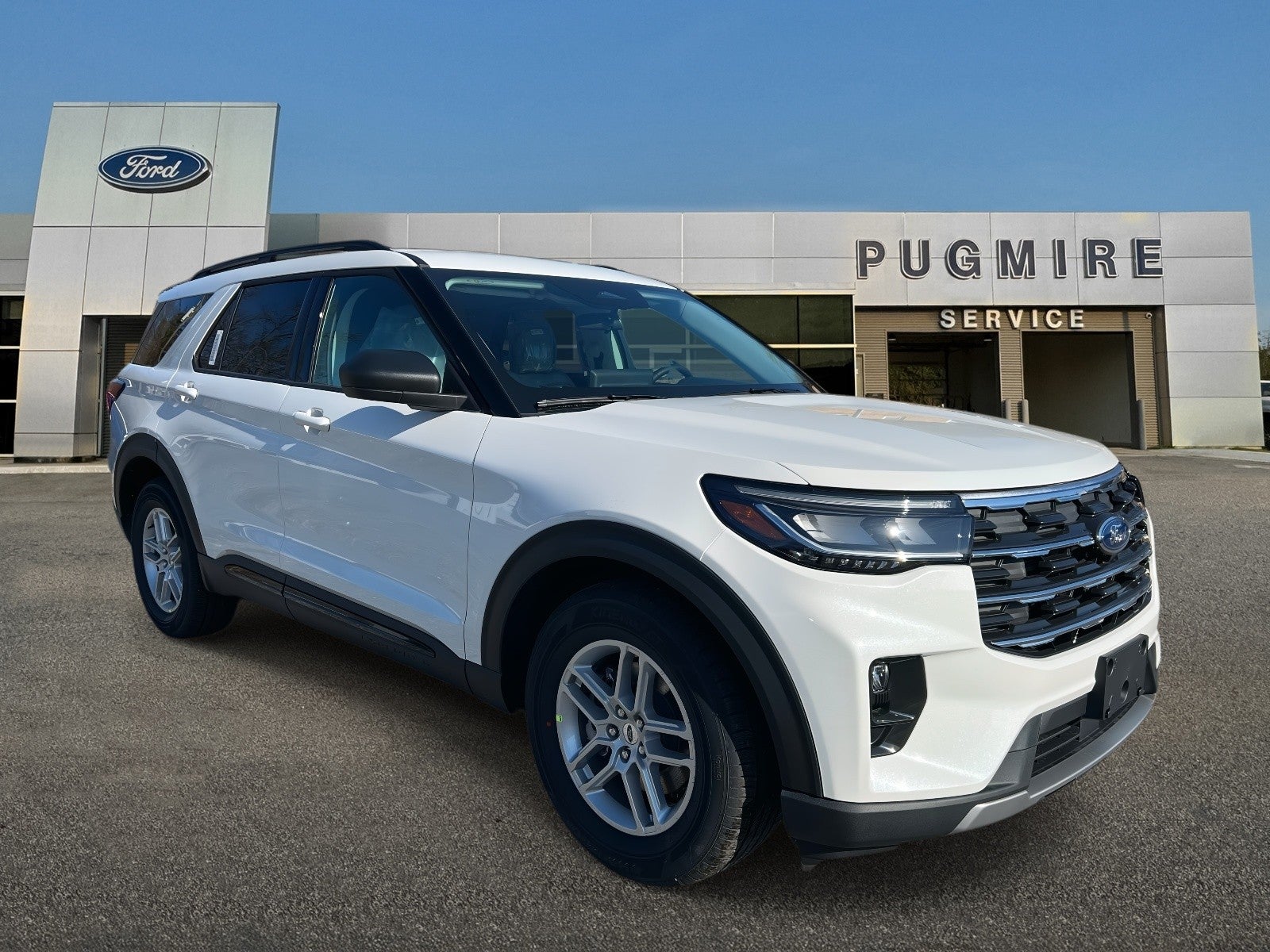 2026 Ford Explorer ACTIVE RWD in Star White Met — front three-quarter view