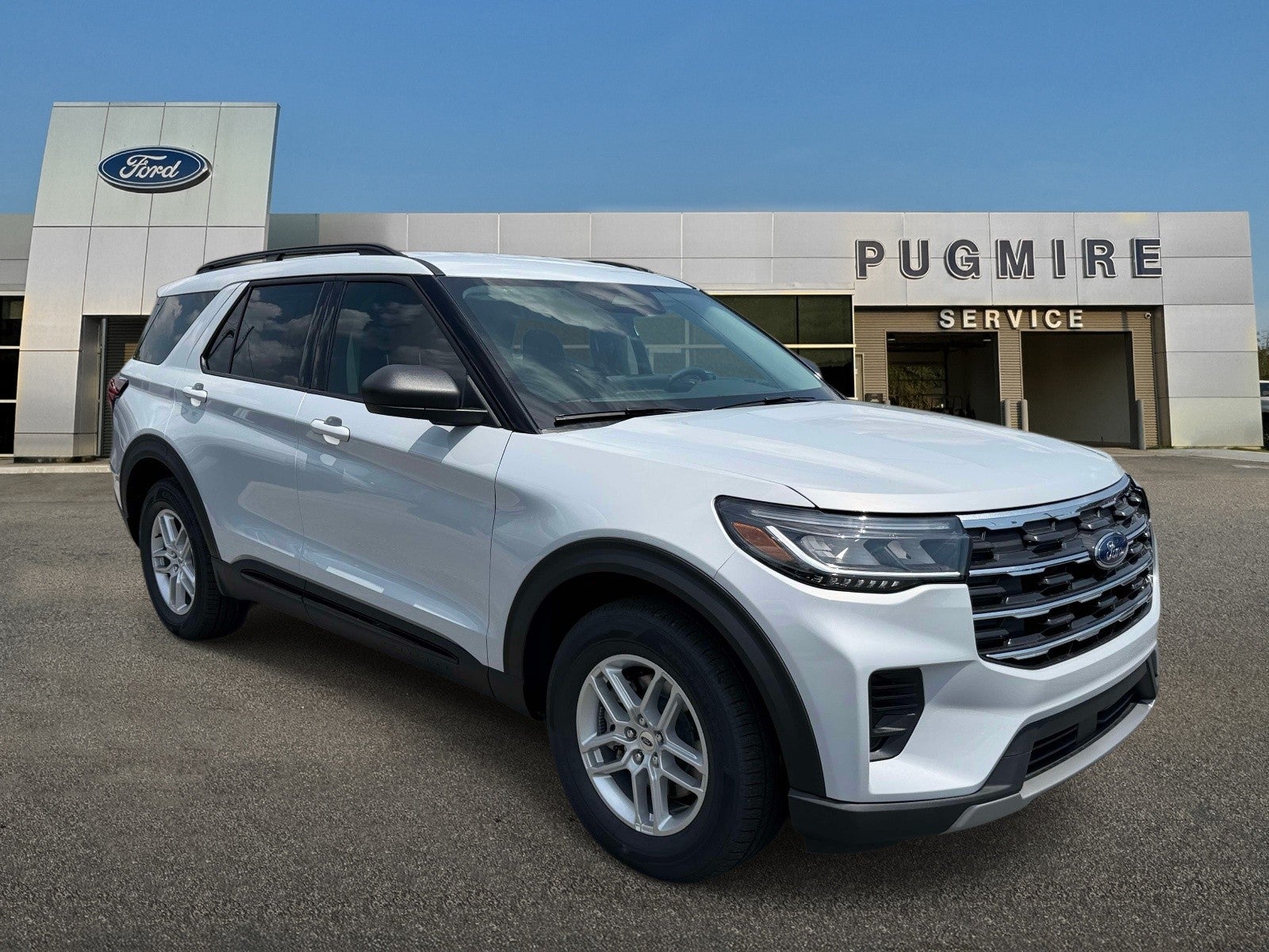 2026 Ford Explorer ACTIVE RWD in Space White Metallic — front three-quarter view