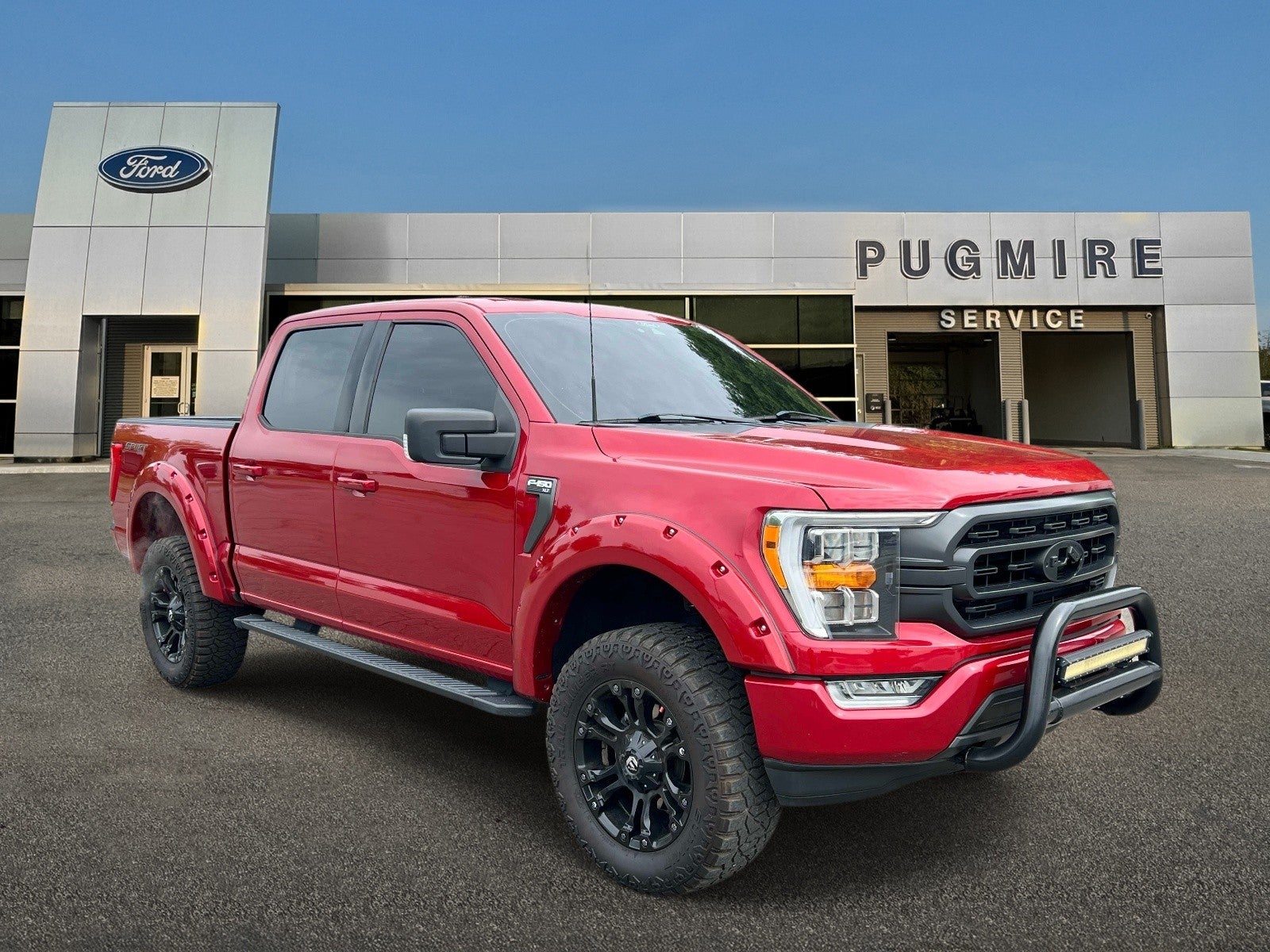 2021 Ford F-150 XLT 4WD SUPERCREW 5.5' BO in Rapid Red Metallic Tinted Clearcoat — front three-quarter view