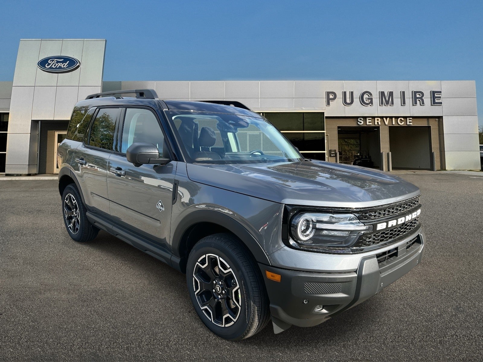 2025 Ford Bronco Sport OUTER BANKS 4X4 in Carbonized Gray Metallic — front three-quarter view