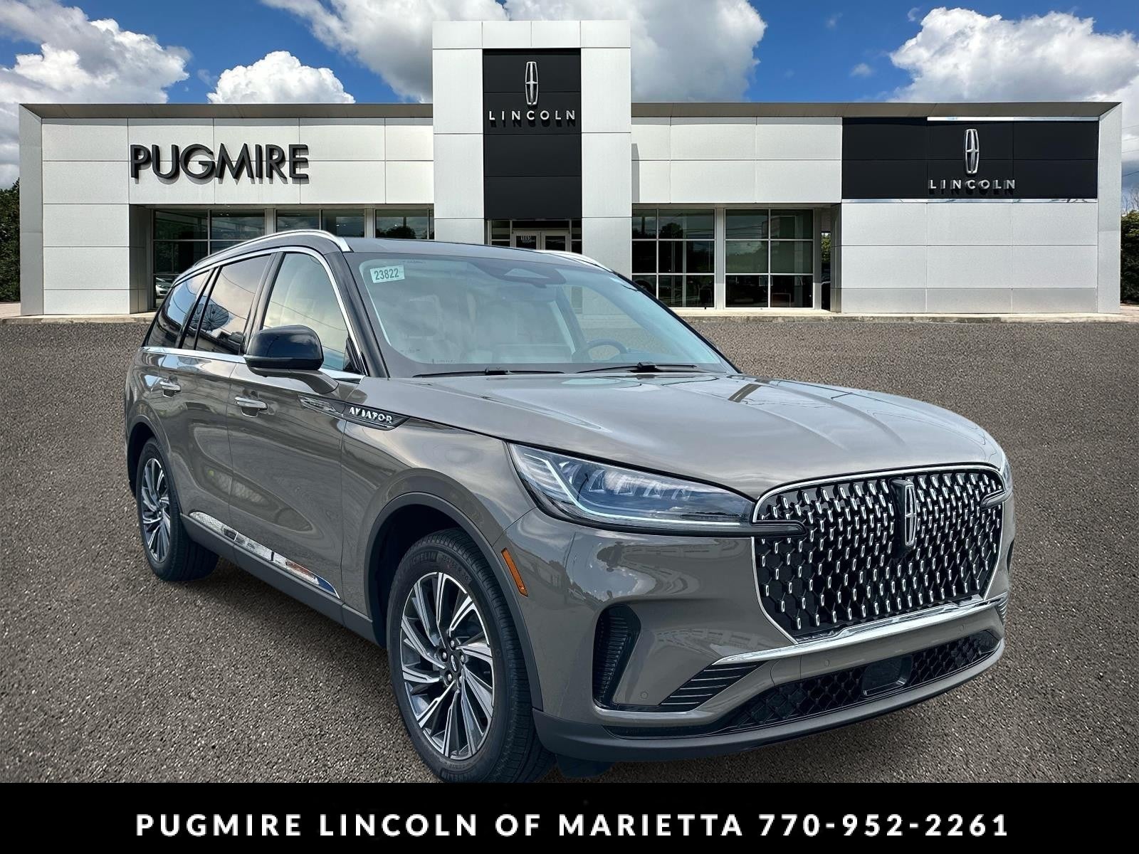 2026 Lincoln Aviator Premiere in Harbor Gray Clearcoat — front three-quarter view