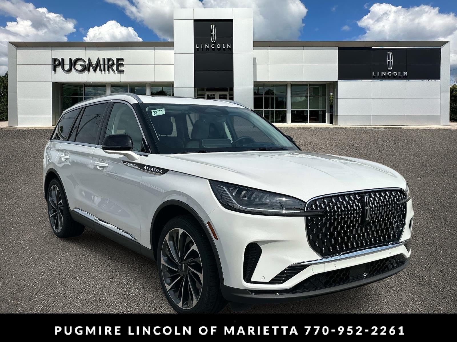 2026 Lincoln Aviator Reserve in Pristine White Metallic Tri-Coat — front three-quarter view