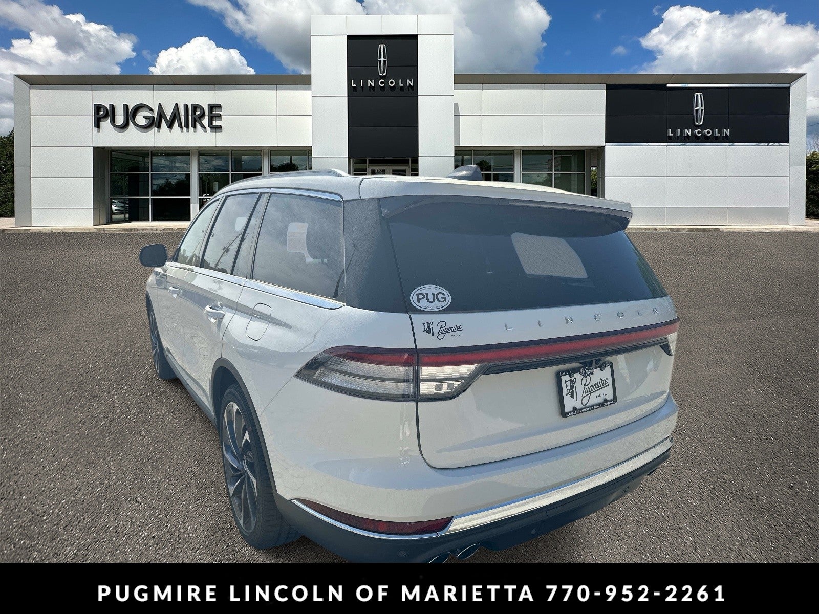 2026 Lincoln Aviator — detail view