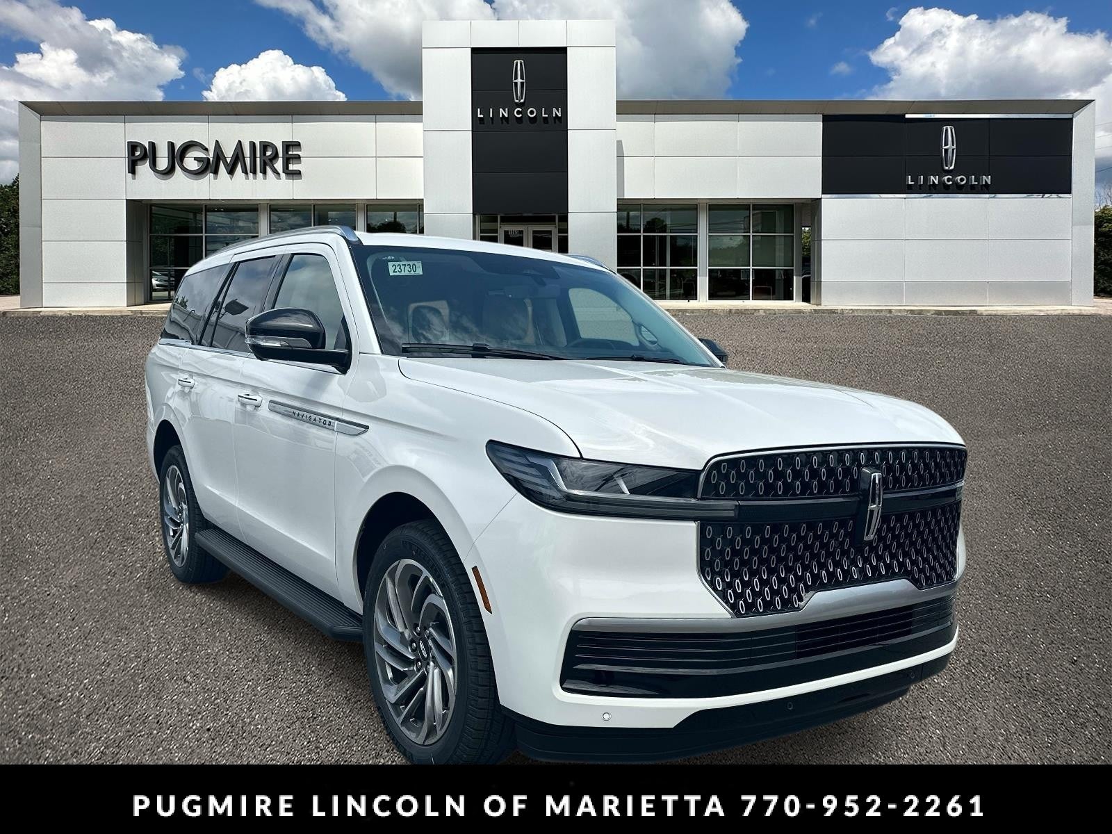2026 Lincoln Navigator Premiere in Pristine White Metallic Tri-Coat — front three-quarter view