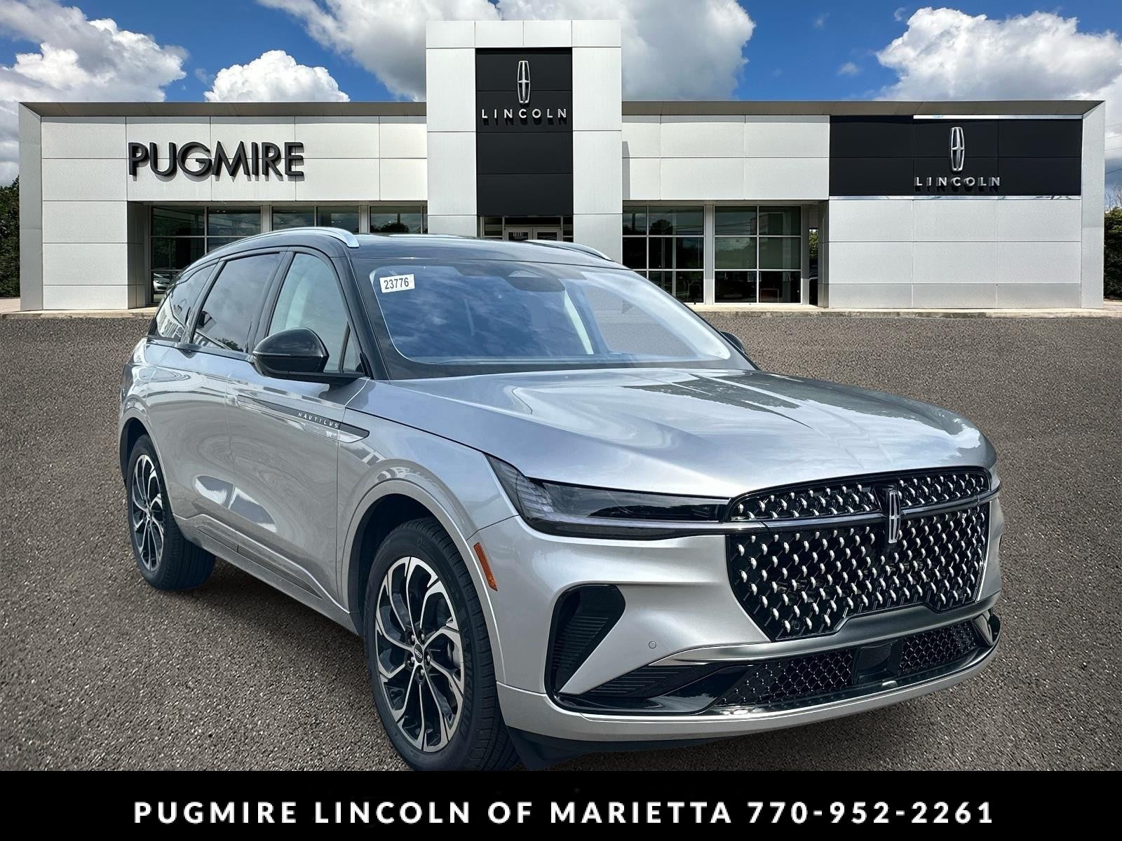 2026 Lincoln Nautilus Reserve in Silver Radiance Metallic Clearcoat — front three-quarter view