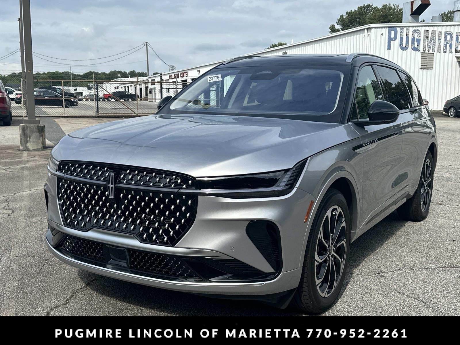 2026 Lincoln Nautilus — rear three-quarter view