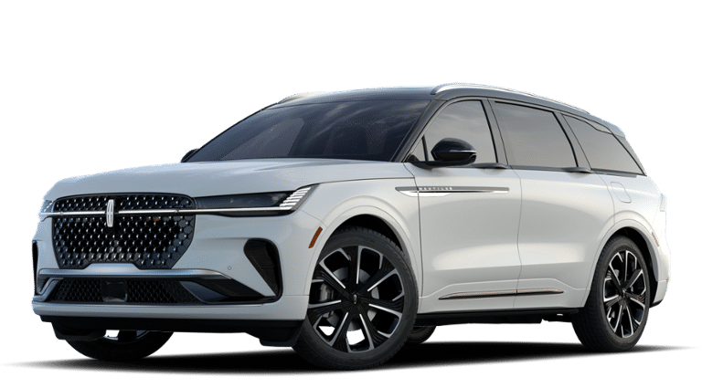 2026 Lincoln Nautilus Reserve in White Platinum Metallic Tri-Coat — front three-quarter view
