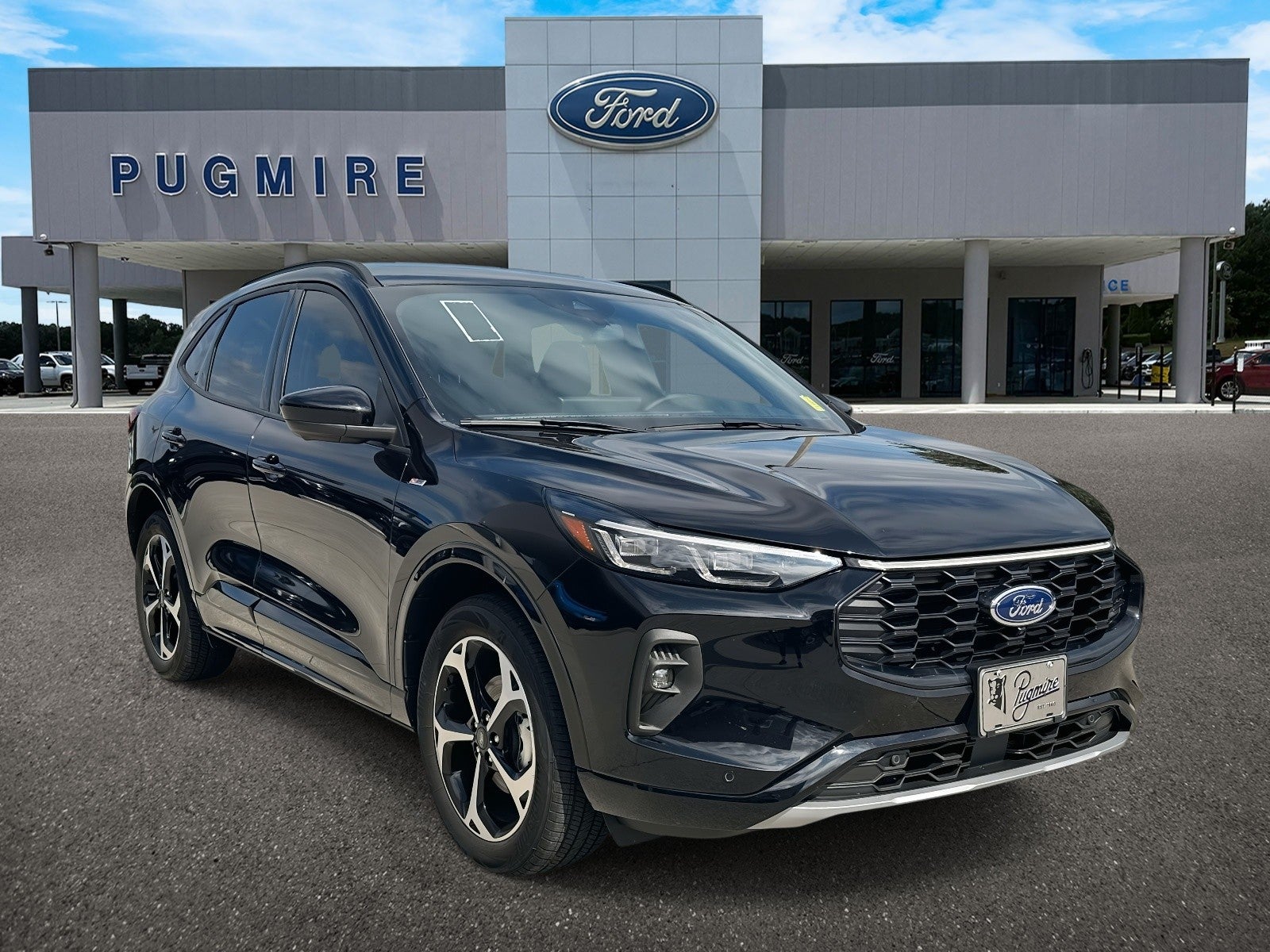 2024 Ford Escape ST-LINE ELITE AWD in Agate Black Metallic — front three-quarter view
