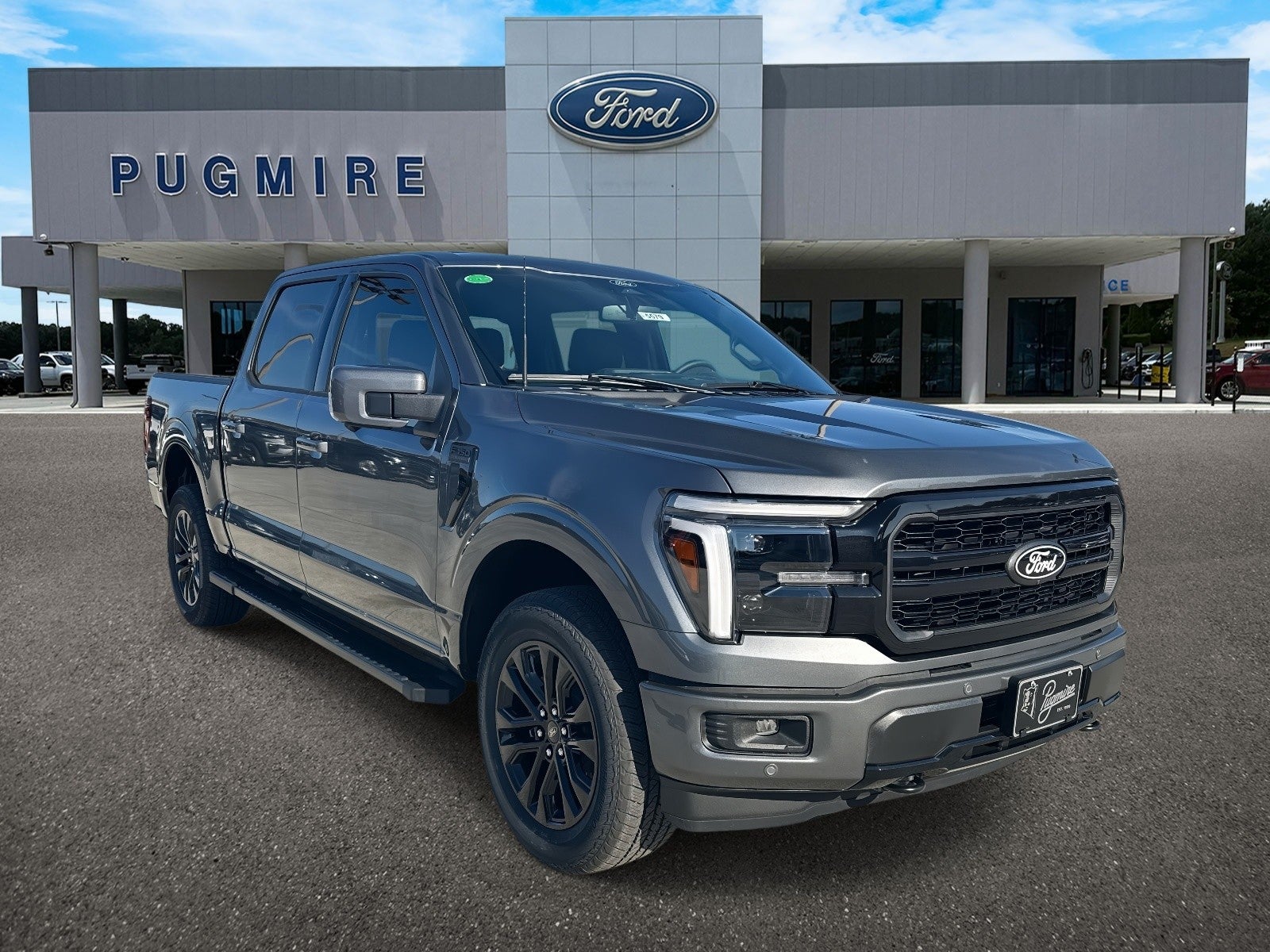 2026 Ford F-150 LARIAT 4WD SUPERCREW 5.5' in Carbonized Gray Metallic — front three-quarter view