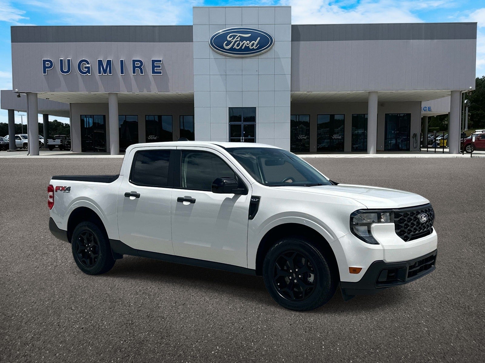 2025 Ford Maverick XLT AWD SUPERCREW in Oxford White White — front three-quarter view